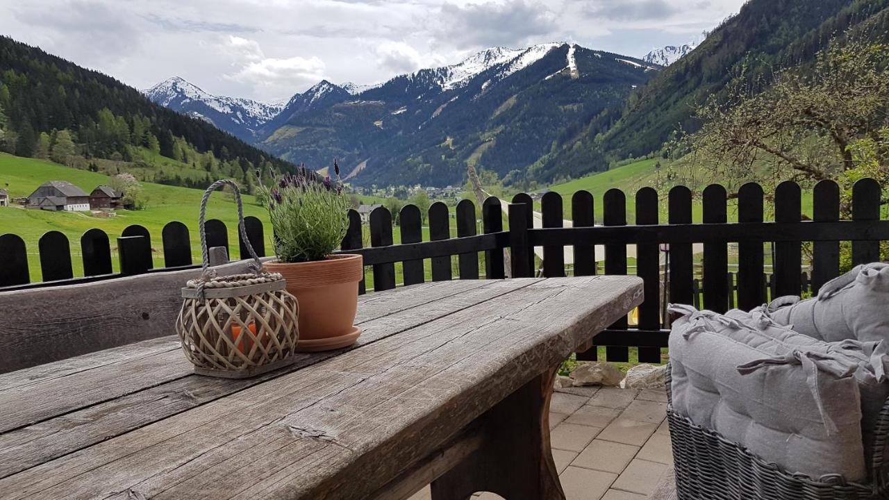 Der Perweinhof Appartement Donnersbachwald Buitenkant foto